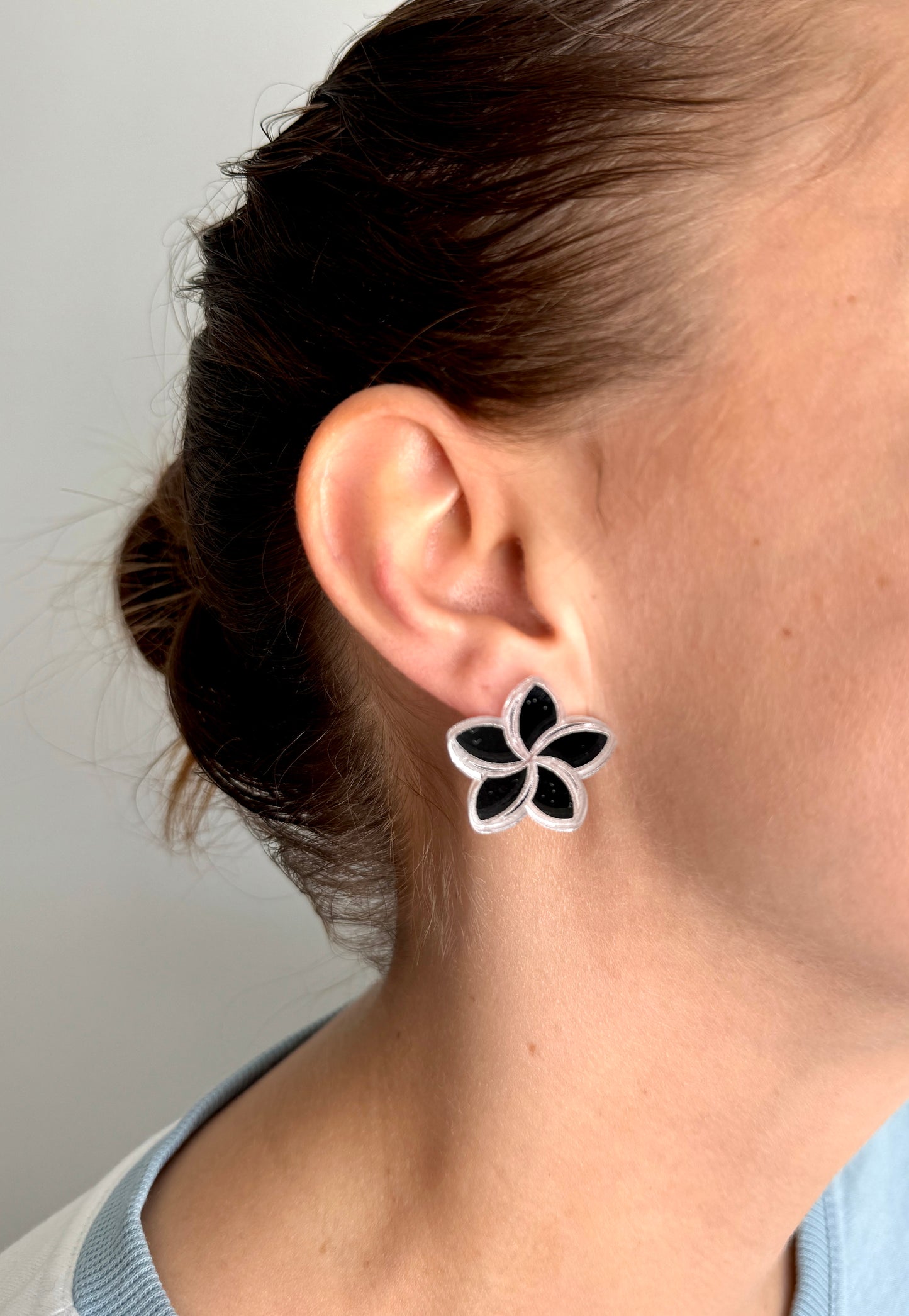 Kedontähti-nappikorvakorut, hopea