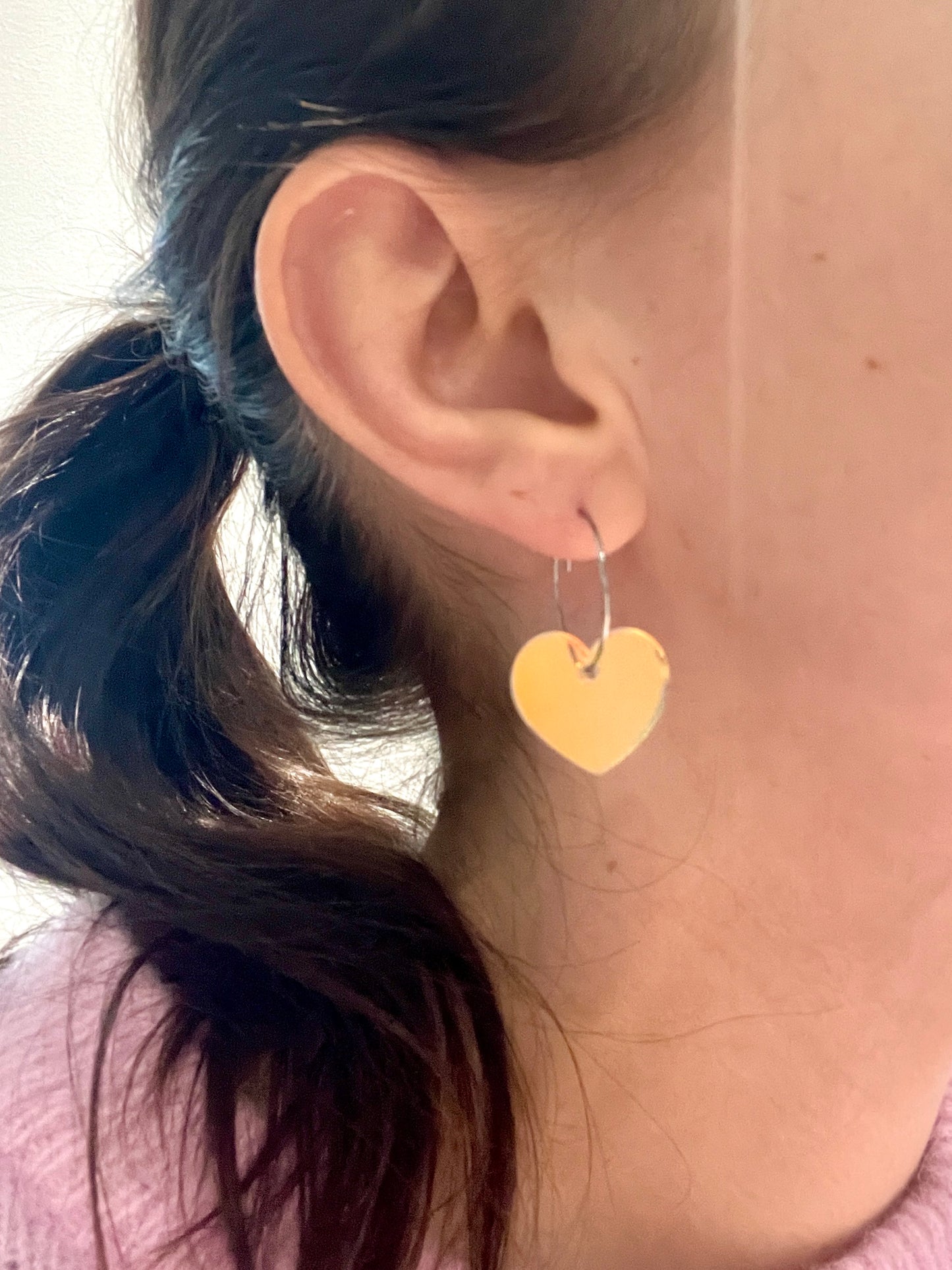 Roikkuvat Sydän-korvakorut, hologrammi