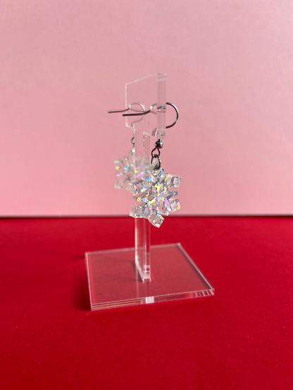 Roikkuvat Lumihiutale-korvakorut