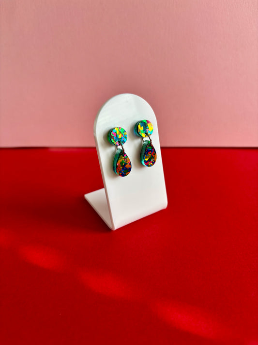 Juhlapisarat-korvakorut, sirkus