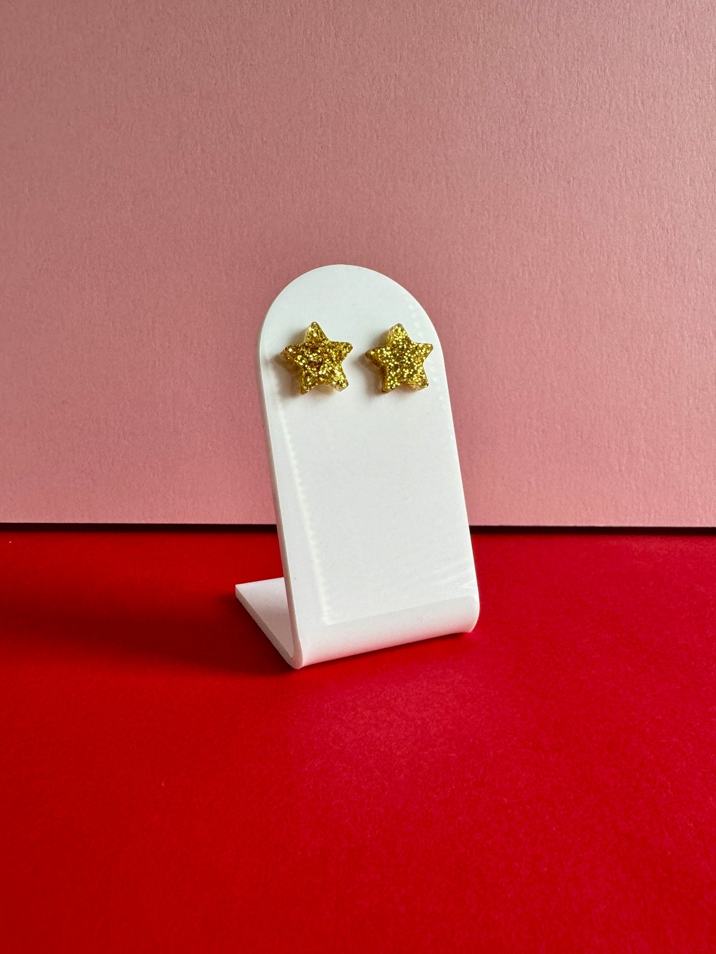 Tähti-nappikorvakorut, kulta