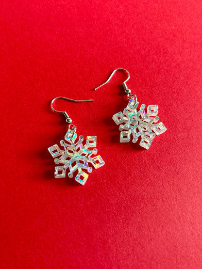 Roikkuvat Lumihiutale-korvakorut