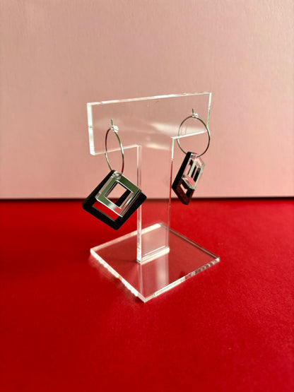 Macrame-korvakorut, musta