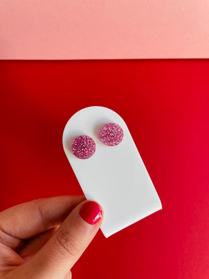 Pyöreät nappikorvakorut, vaaleanpunainen glitter