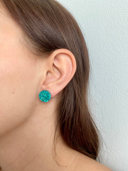 Pyöreät nappikorvakorut, vaaleanpunainen glitter